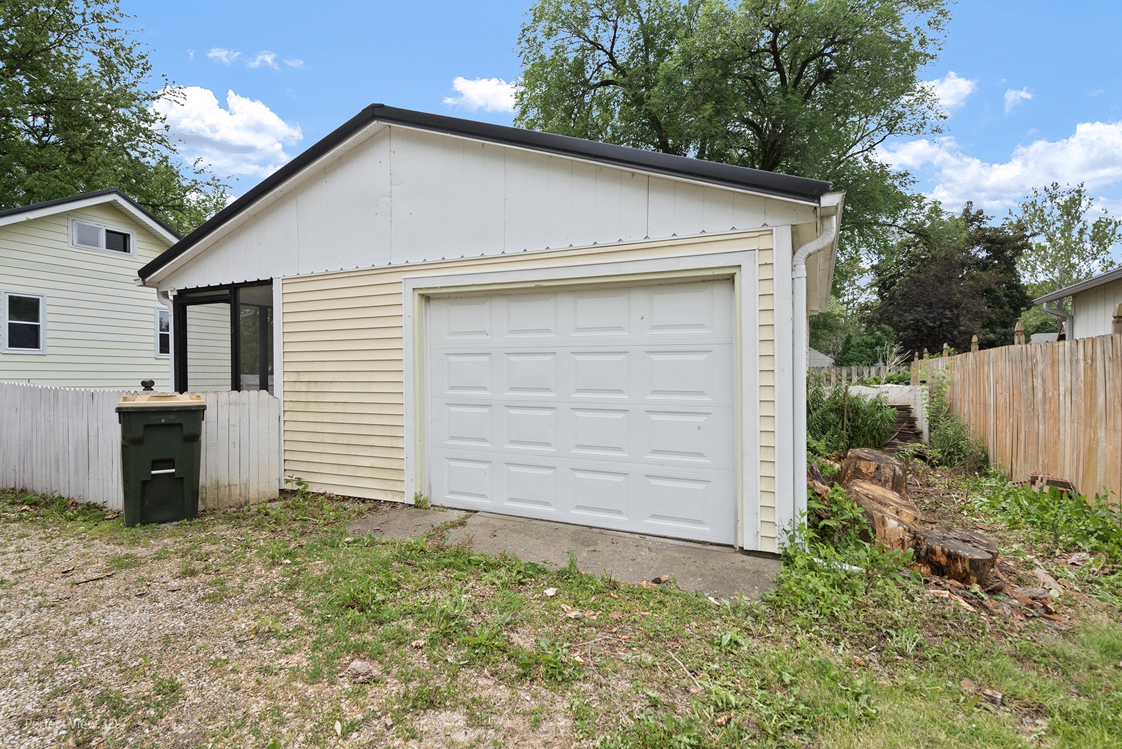 607 S Main Street, Yorkville, IL 60560