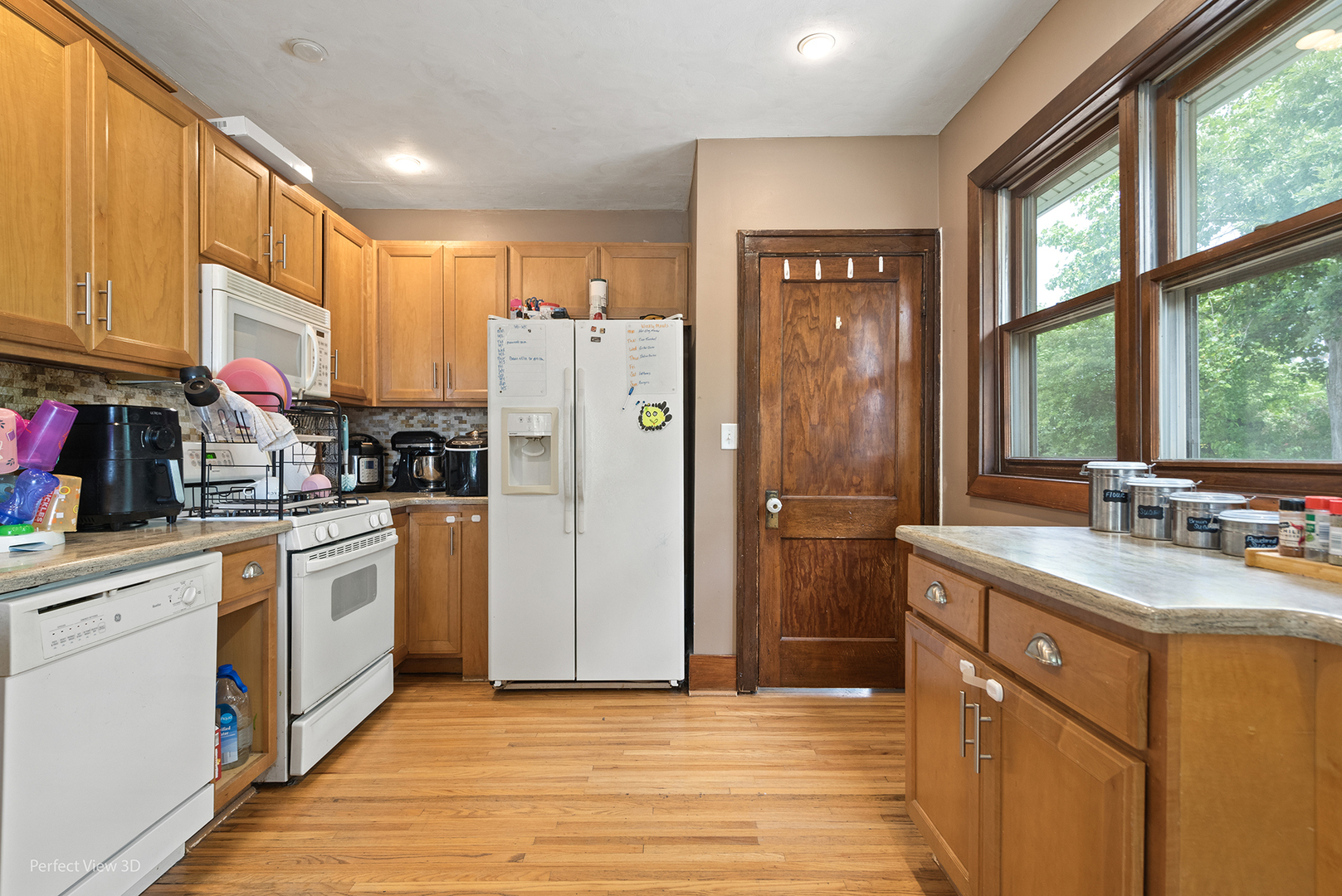 607 S Main Street, Yorkville, IL 60560