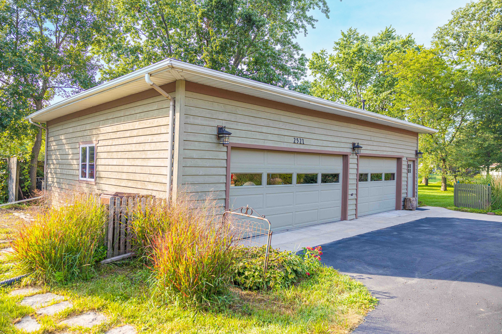 2521 Von Esch Road, Plainfield, IL 60586
