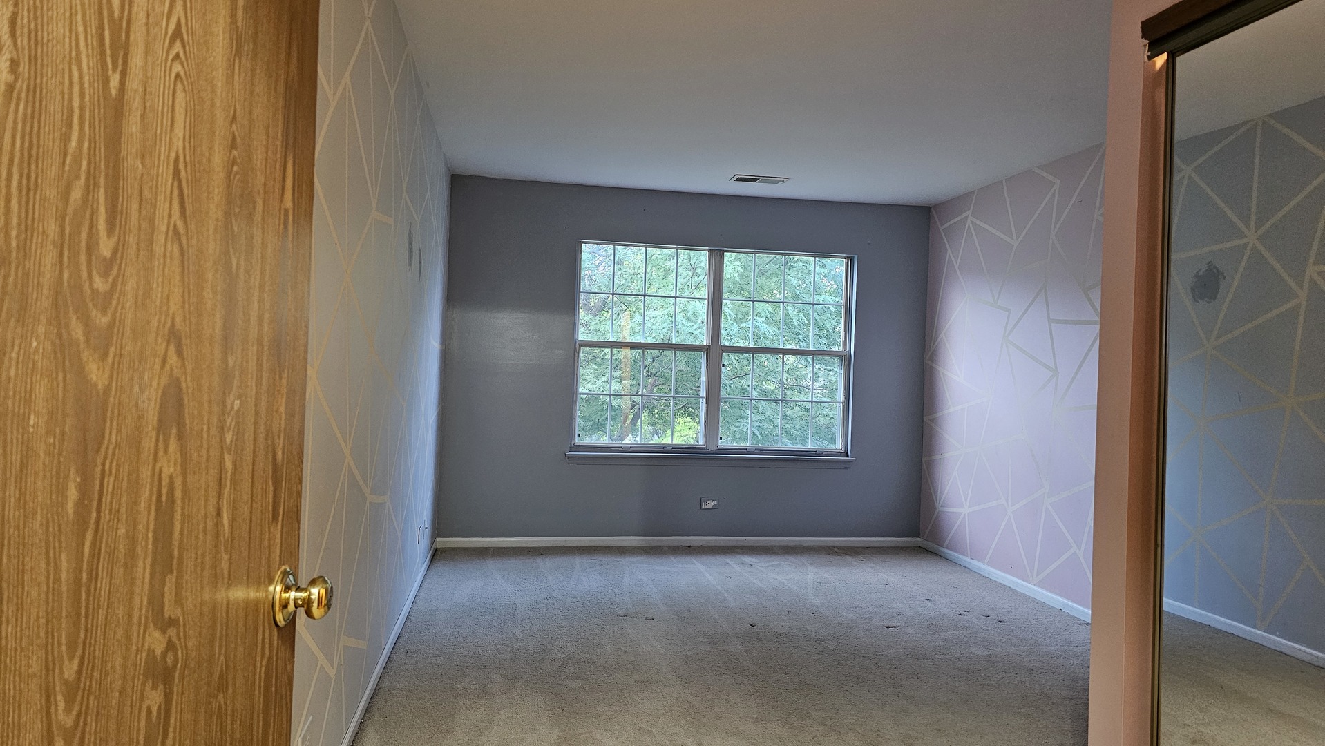 107 Capella Court #107, Lake In The Hills, IL 60156