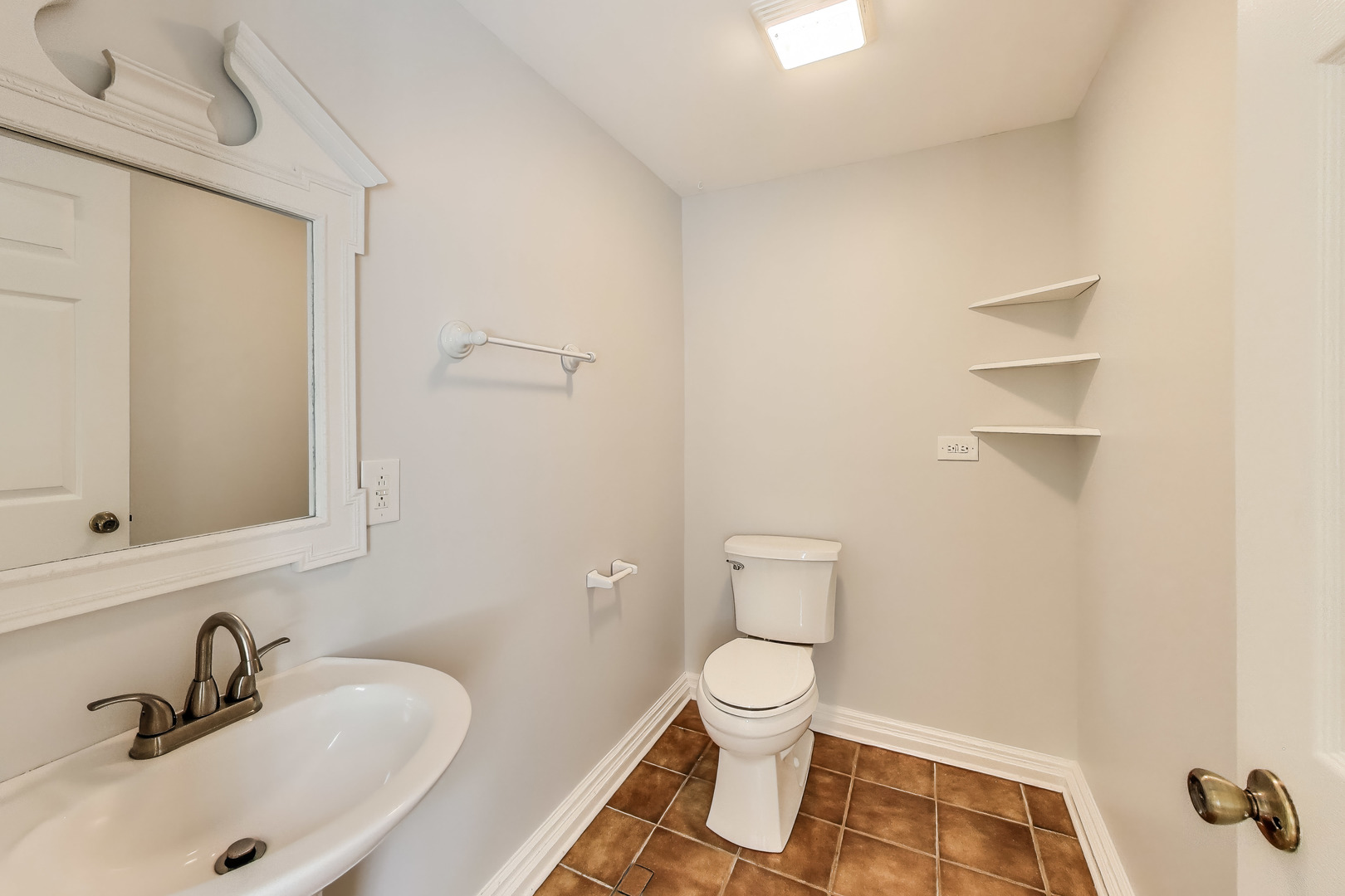 34047 N Gerwal Avenue, Grayslake, IL 60030