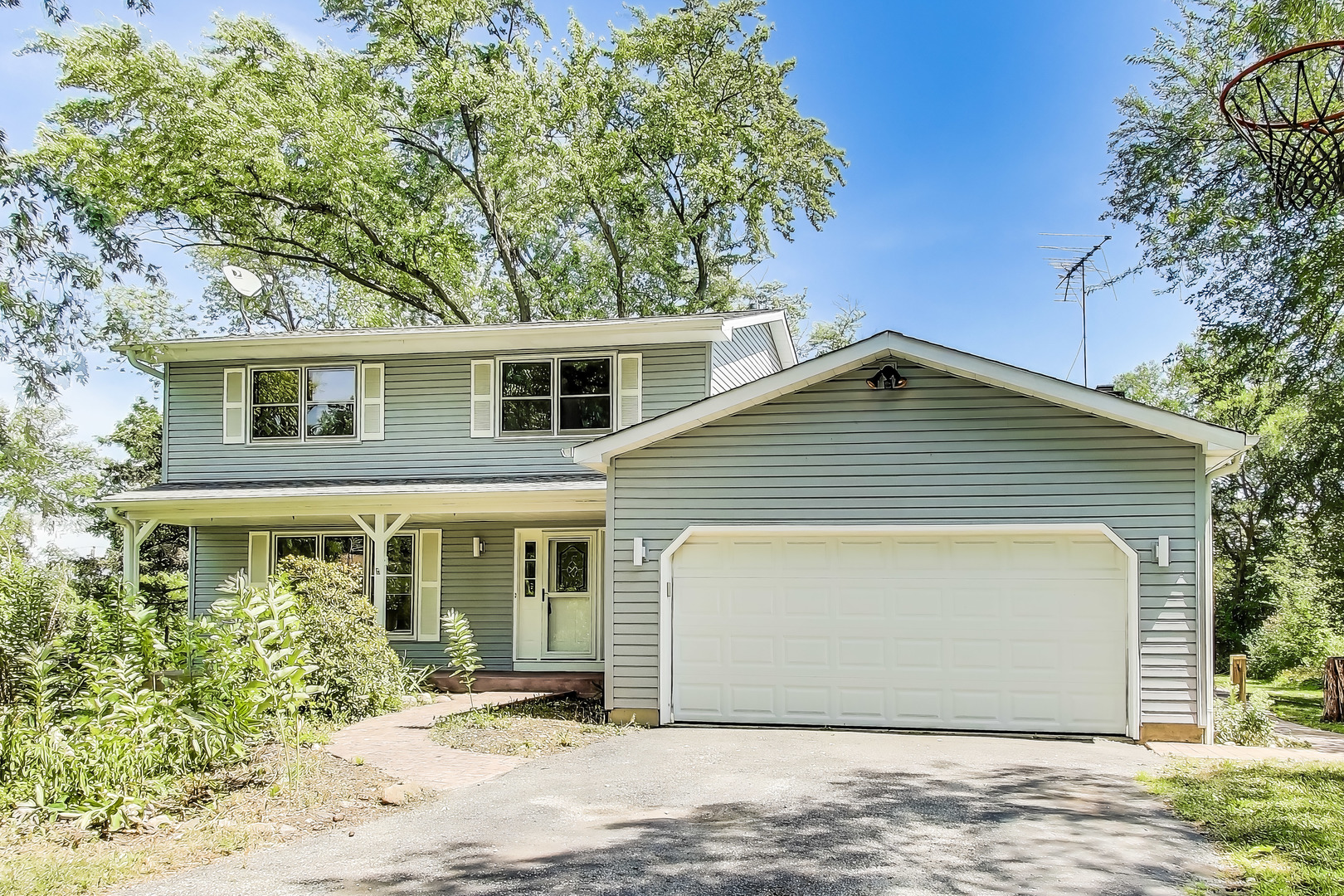 34047 N Gerwal Avenue, Grayslake, IL 60030