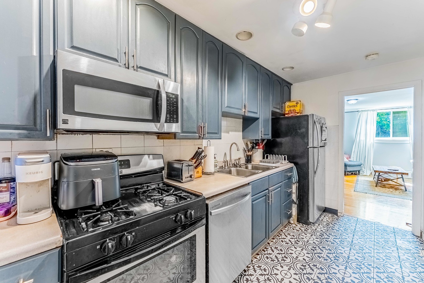 4215 N Lockwood Avenue #6, Chicago, IL 60641