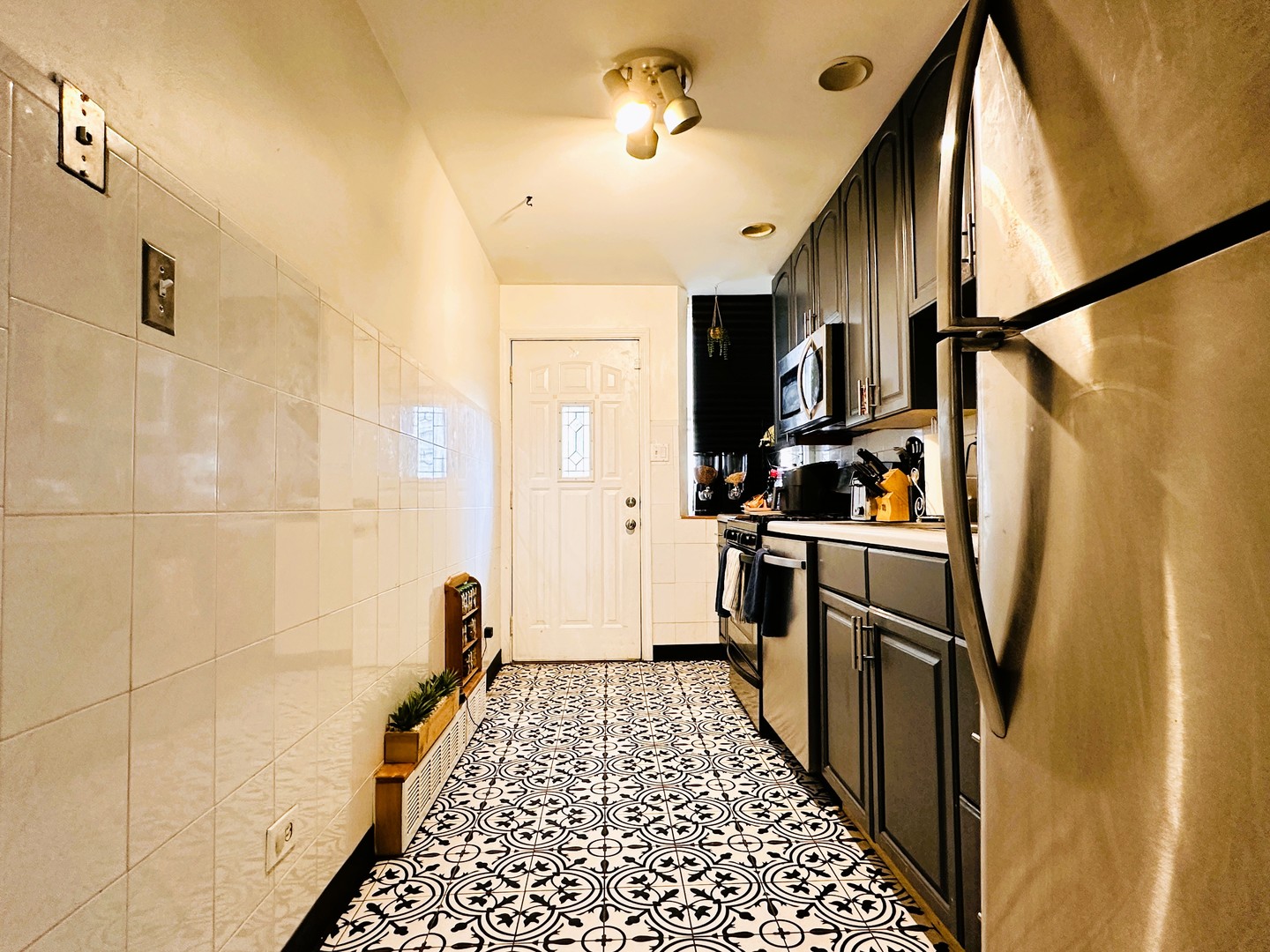 4215 N Lockwood Avenue #6, Chicago, IL 60641