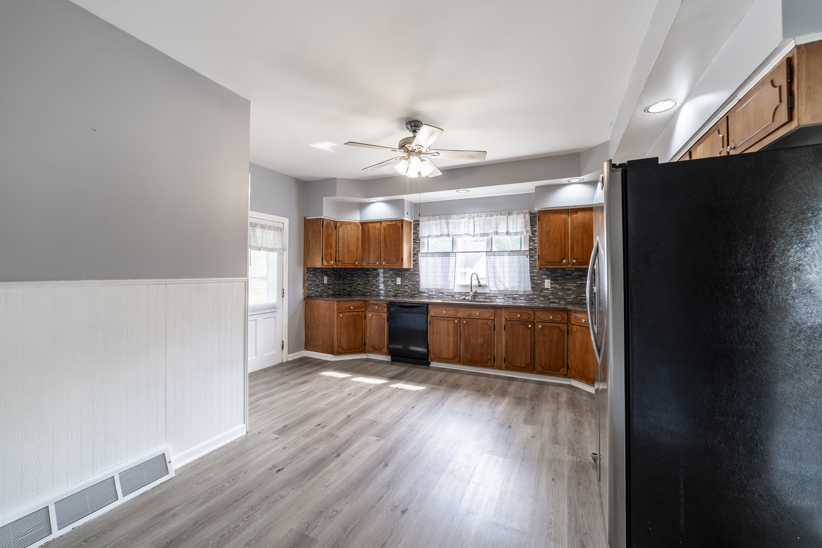 507 First Street, Sandwich, IL 60548