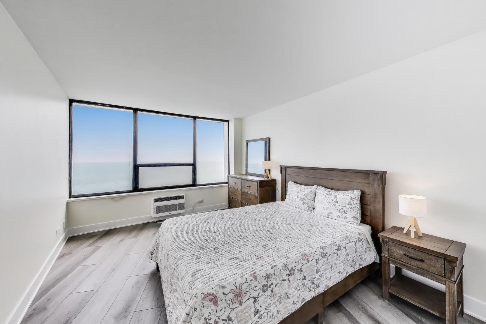 940 W Glenlake Avenue #19C, Chicago, IL 60660