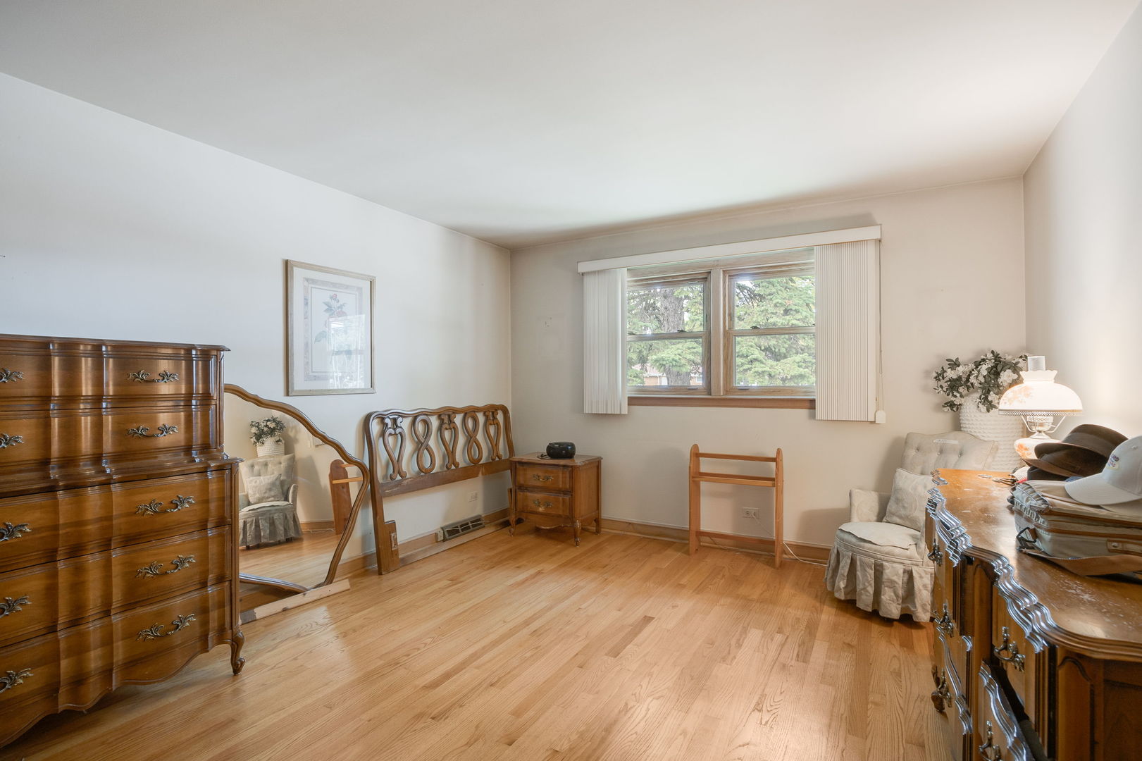 2623 Sunnyside Avenue, Westchester, IL 60154