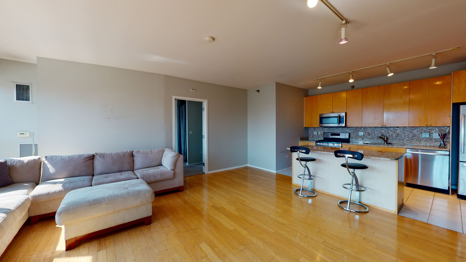 701 S WELLS Street #2402, Chicago, IL 60607