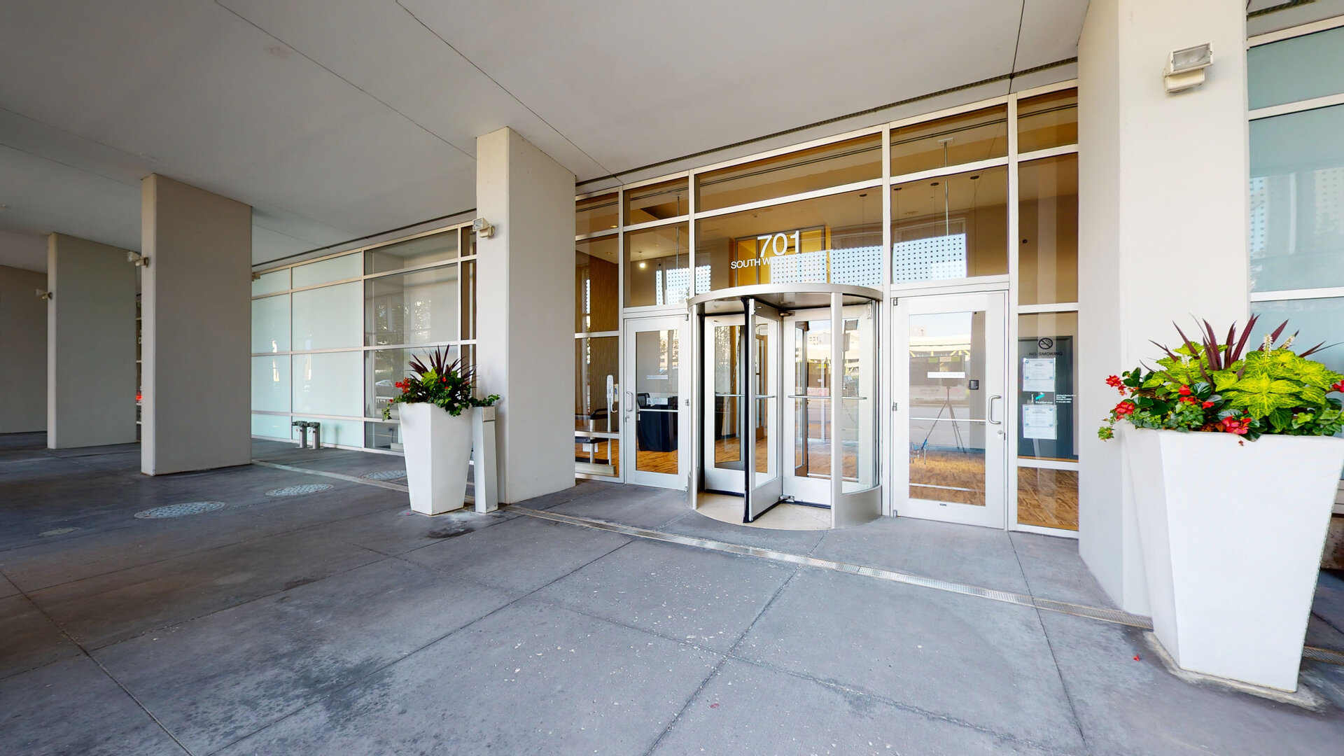 701 S WELLS Street #2402, Chicago, IL 60607