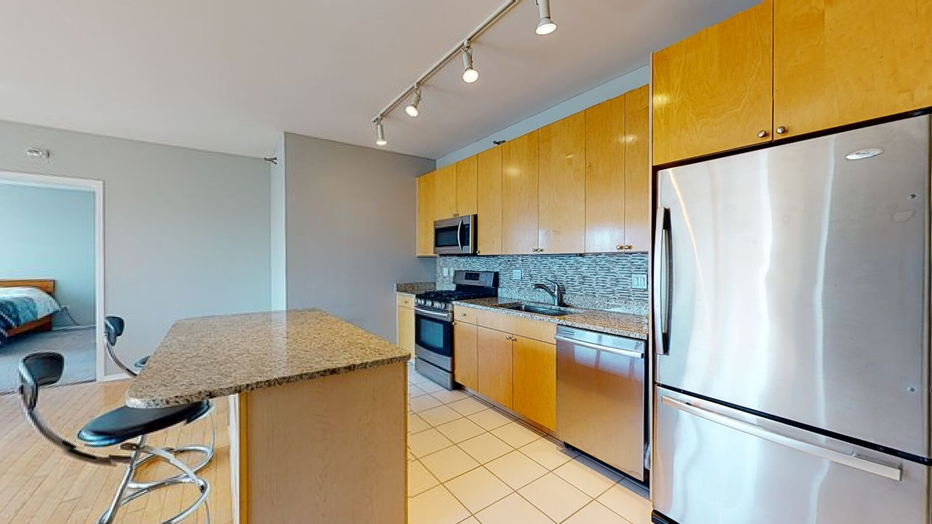 701 S WELLS Street #2402, Chicago, IL 60607