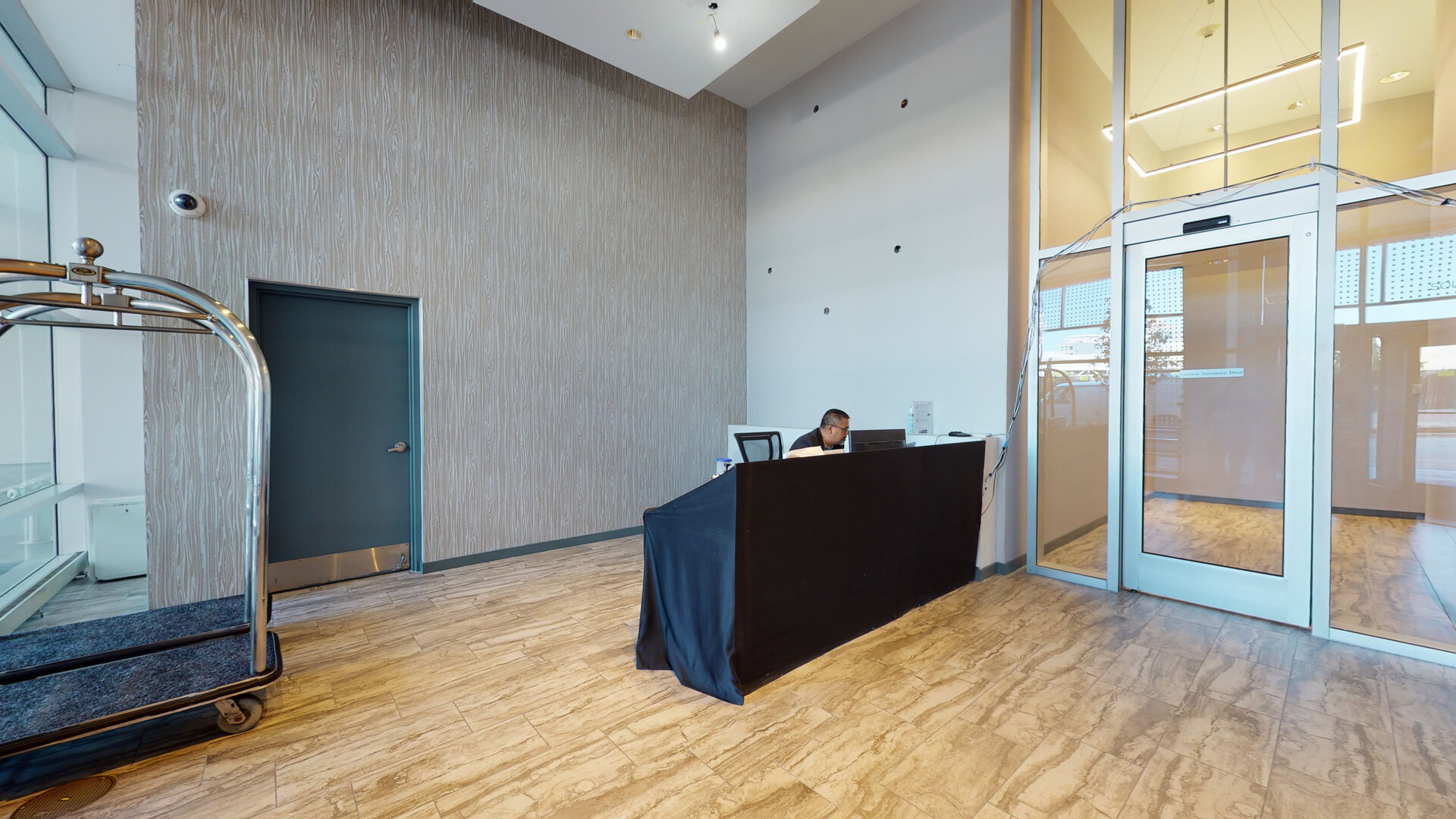 701 S WELLS Street #2402, Chicago, IL 60607