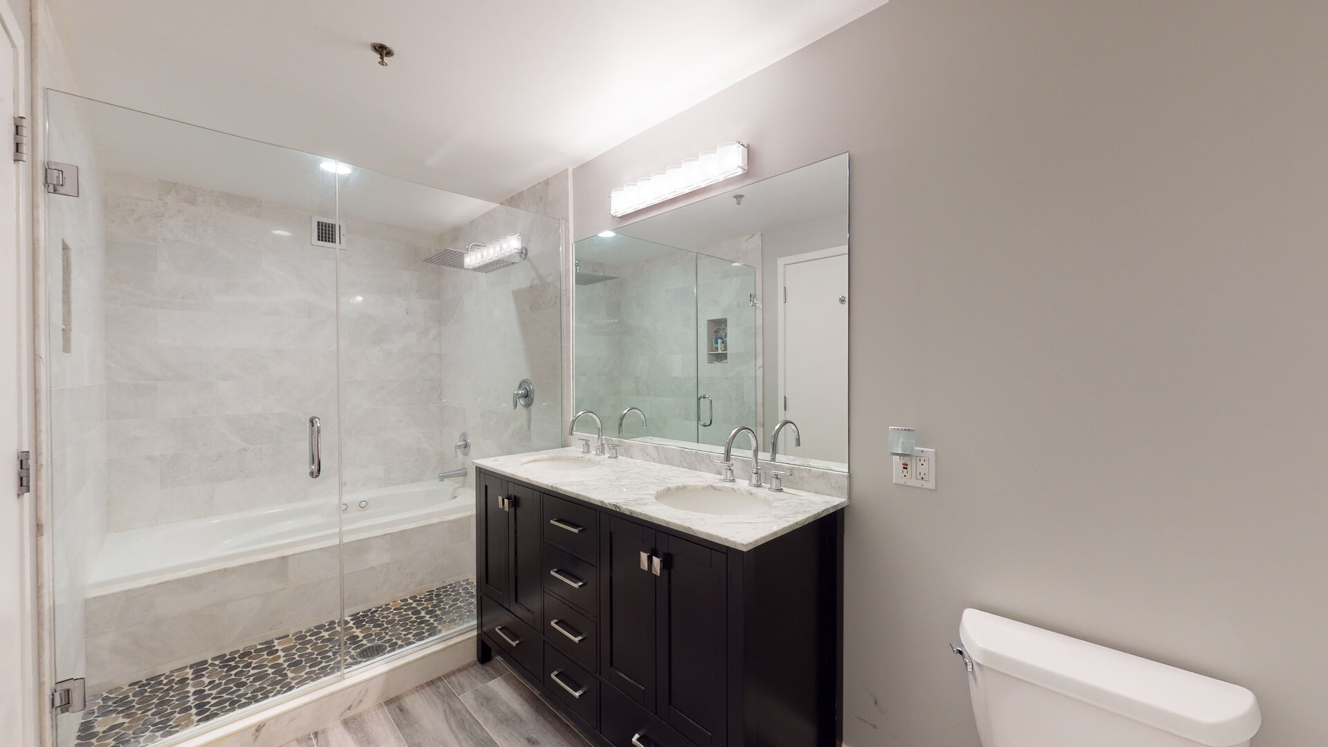 701 S WELLS Street #2402, Chicago, IL 60607