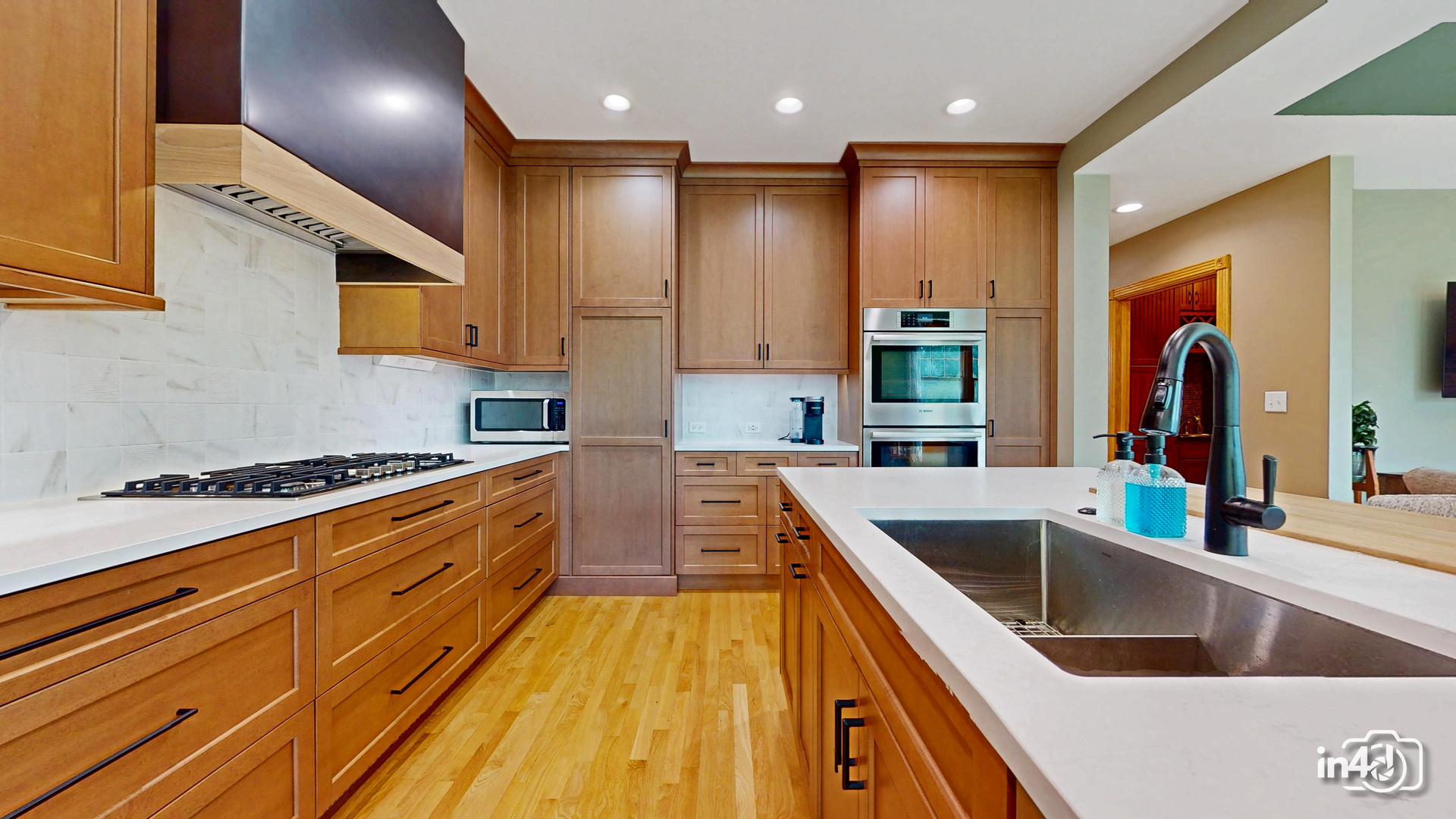 40W139 Jack London Street, St. Charles, IL 60175