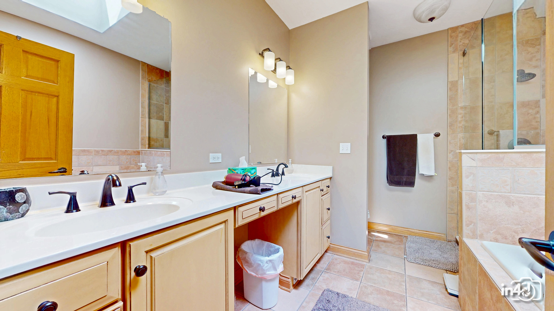 40W139 Jack London Street, St. Charles, IL 60175