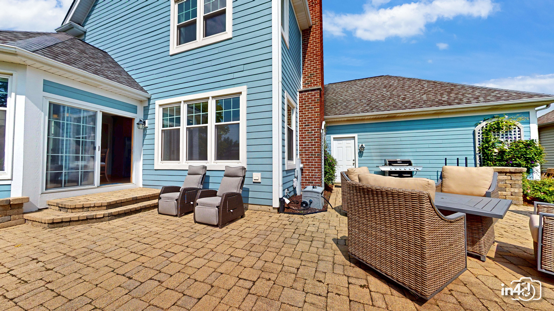 40W139 Jack London Street, St. Charles, IL 60175