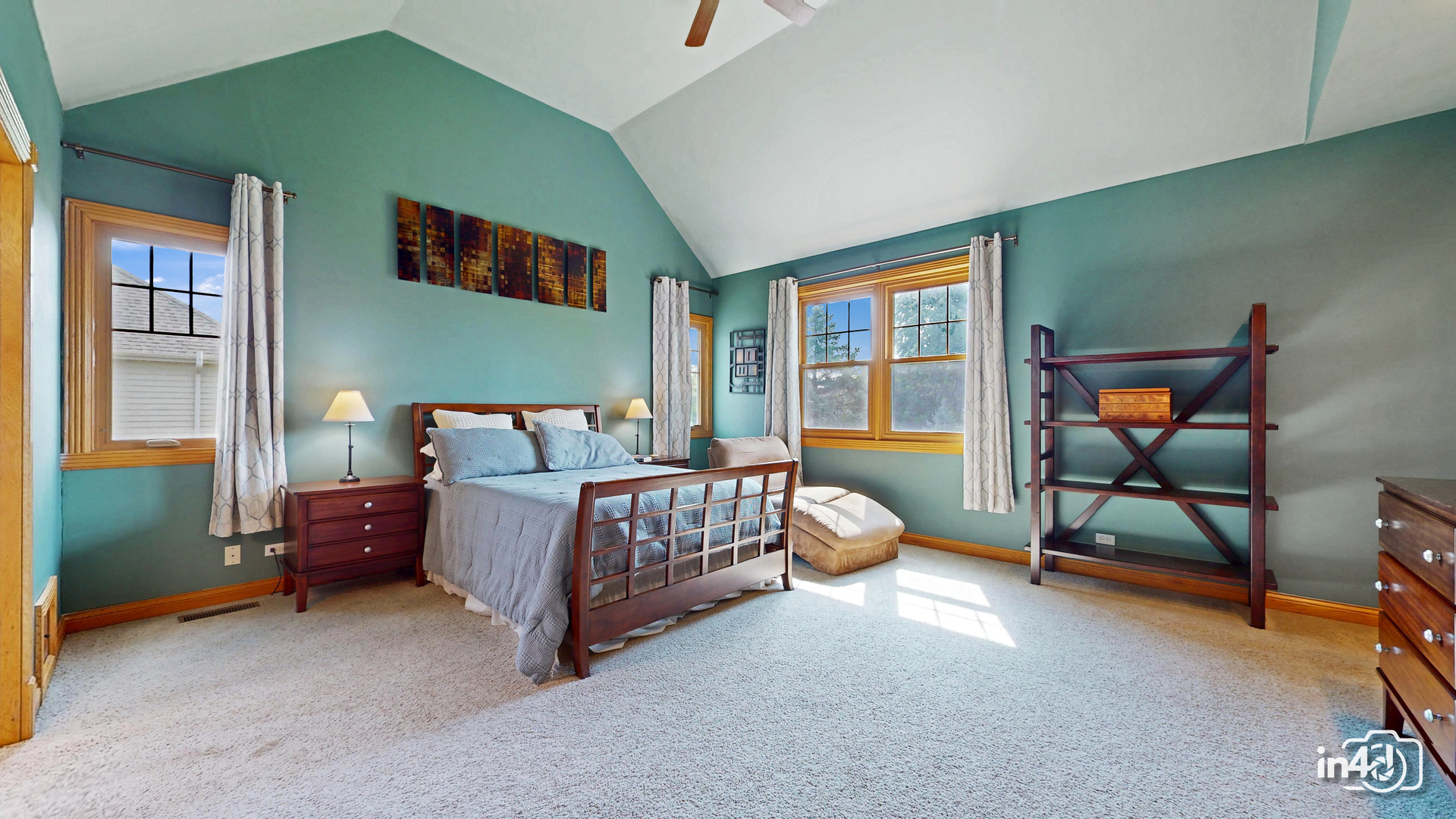 40W139 Jack London Street, St. Charles, IL 60175
