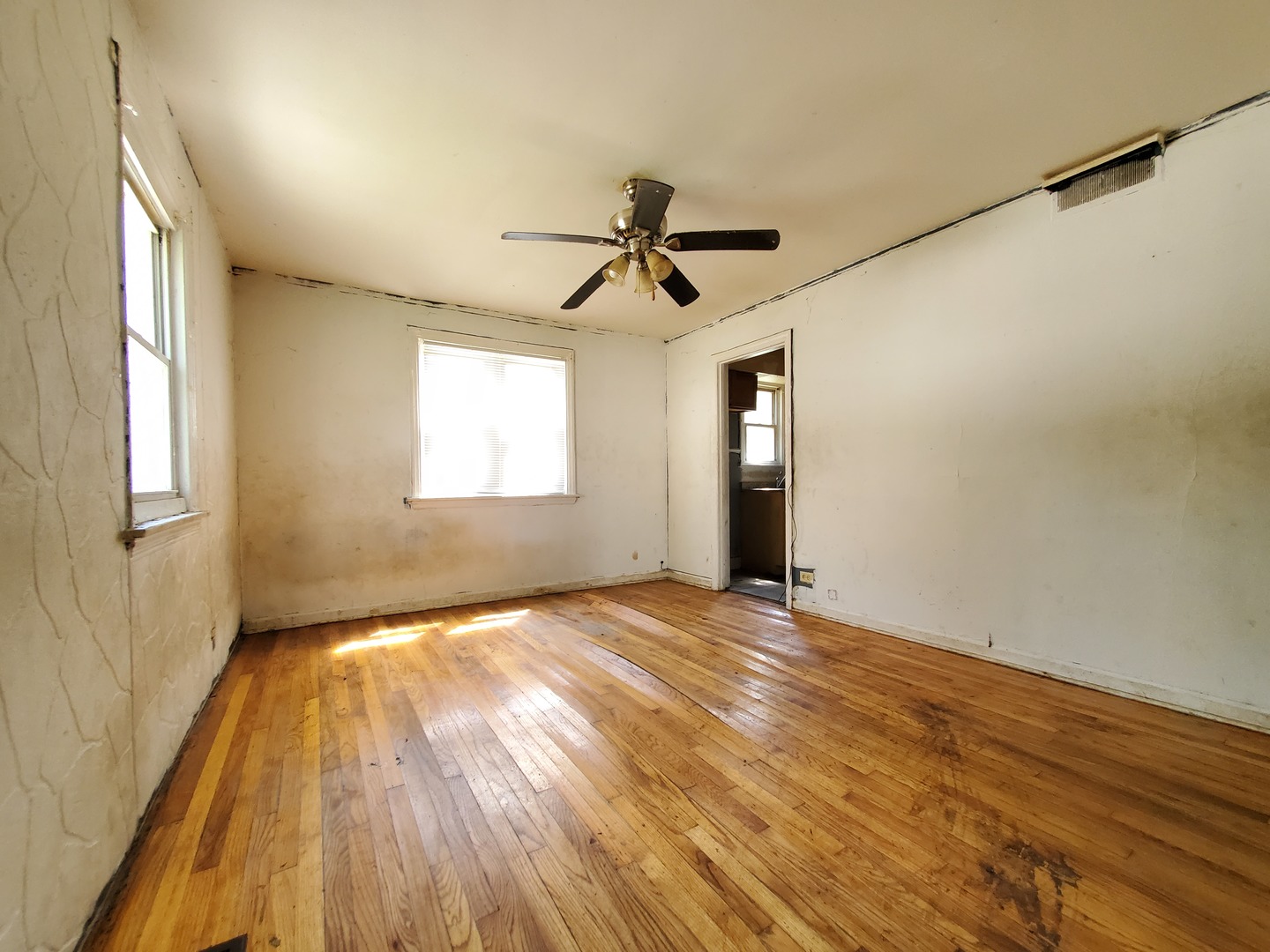 818 Campbell Avenue, Calumet City, IL 60409