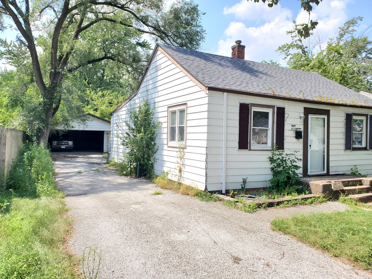 818 Campbell Avenue, Calumet City, IL 60409