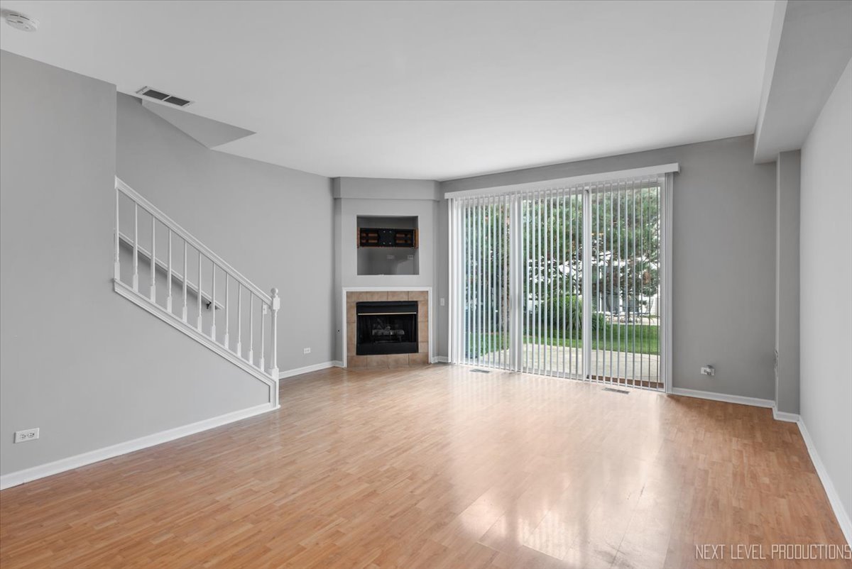 2553 Carrolwood Road #-, Naperville, IL 60540