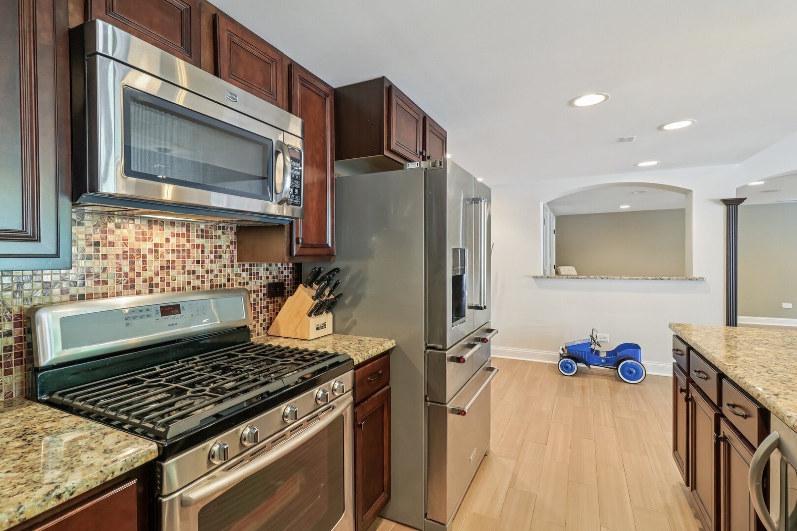 11942 S Oak Park Avenue, Palos Heights, IL 60463