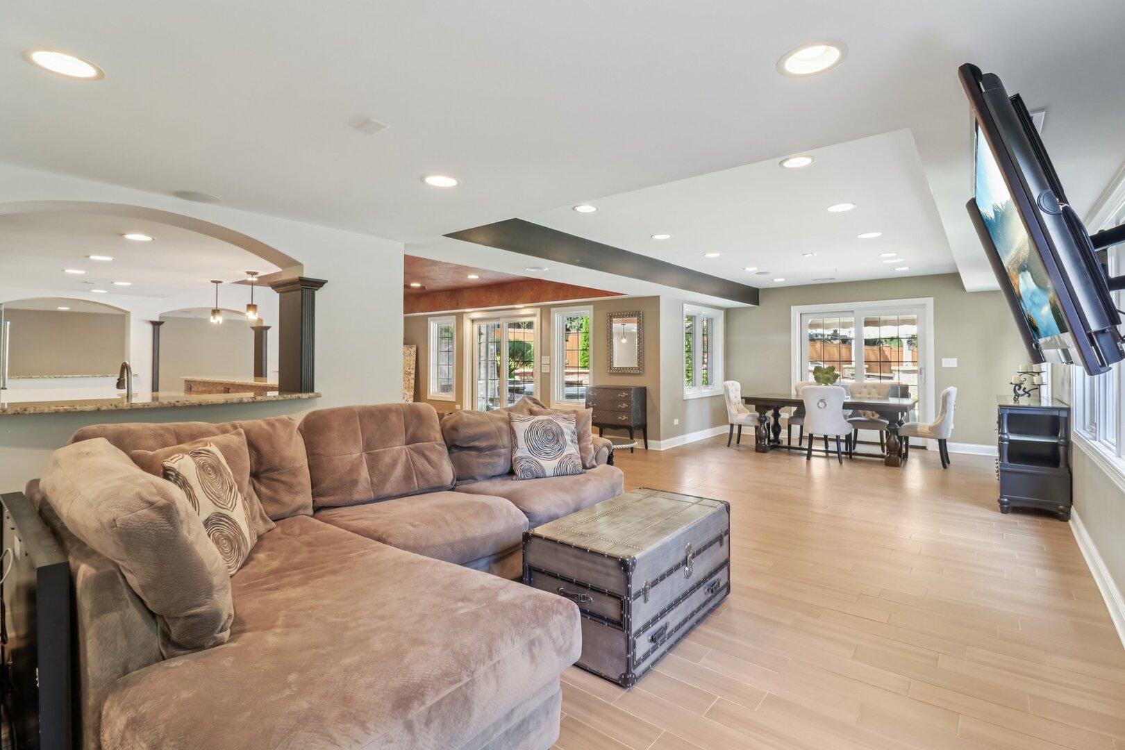 11942 S Oak Park Avenue, Palos Heights, IL 60463
