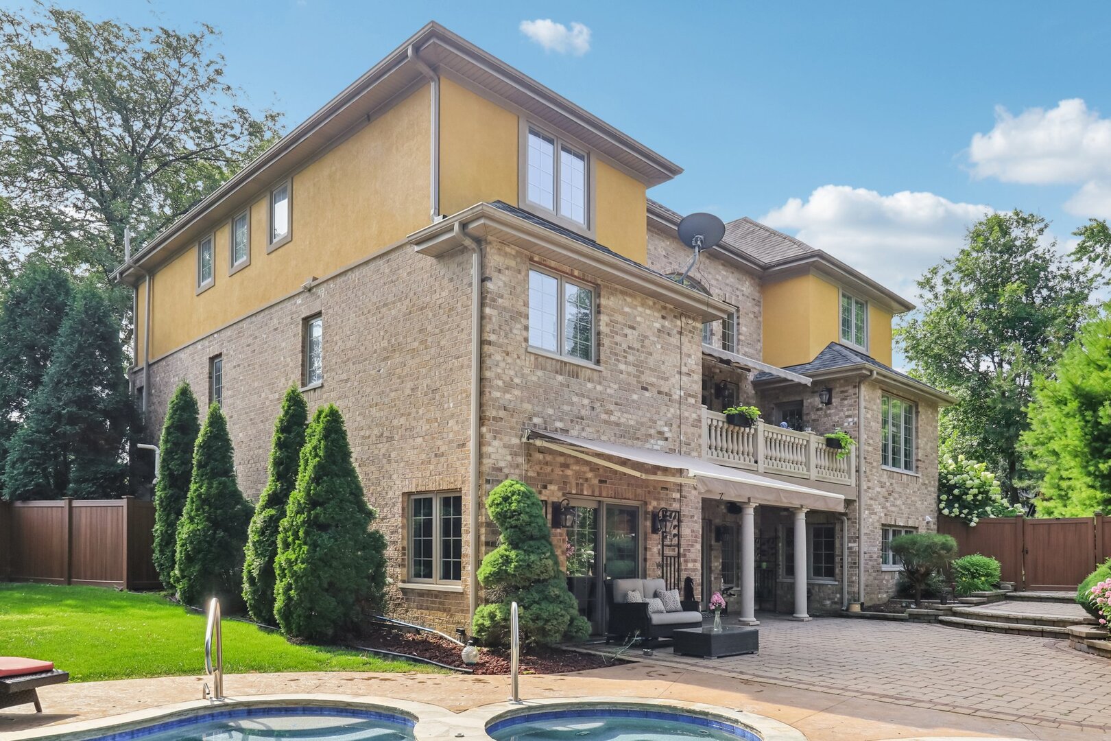 11942 S Oak Park Avenue, Palos Heights, IL 60463