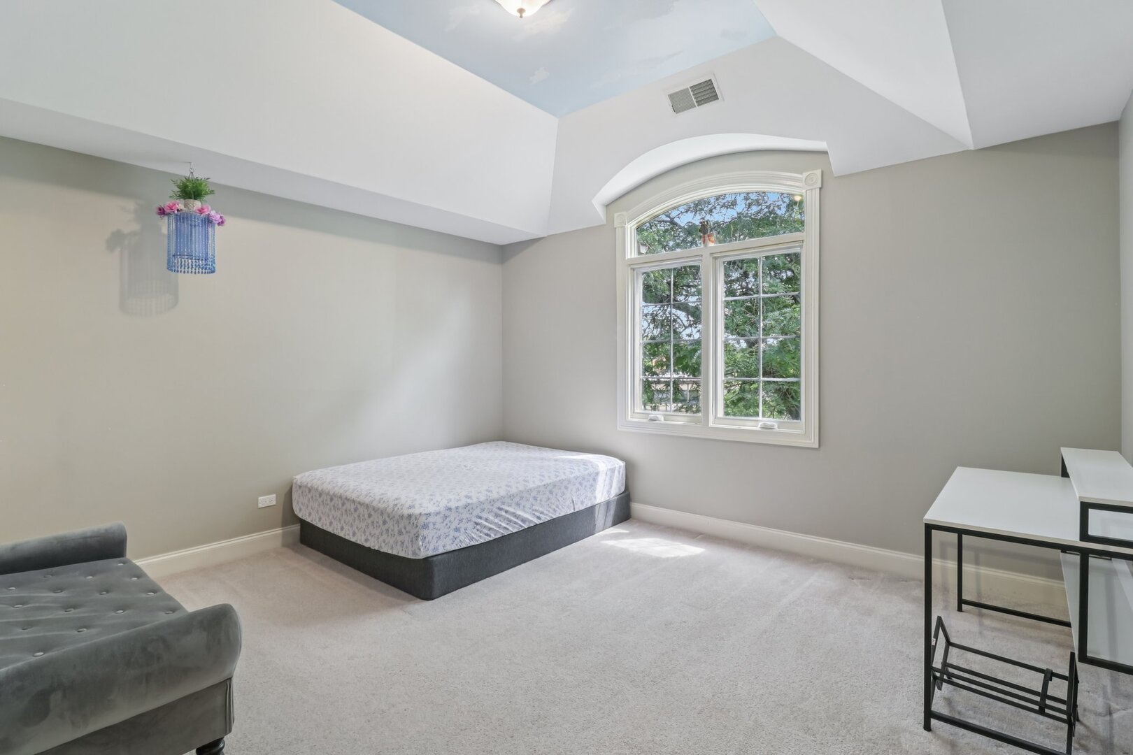 11942 S Oak Park Avenue, Palos Heights, IL 60463