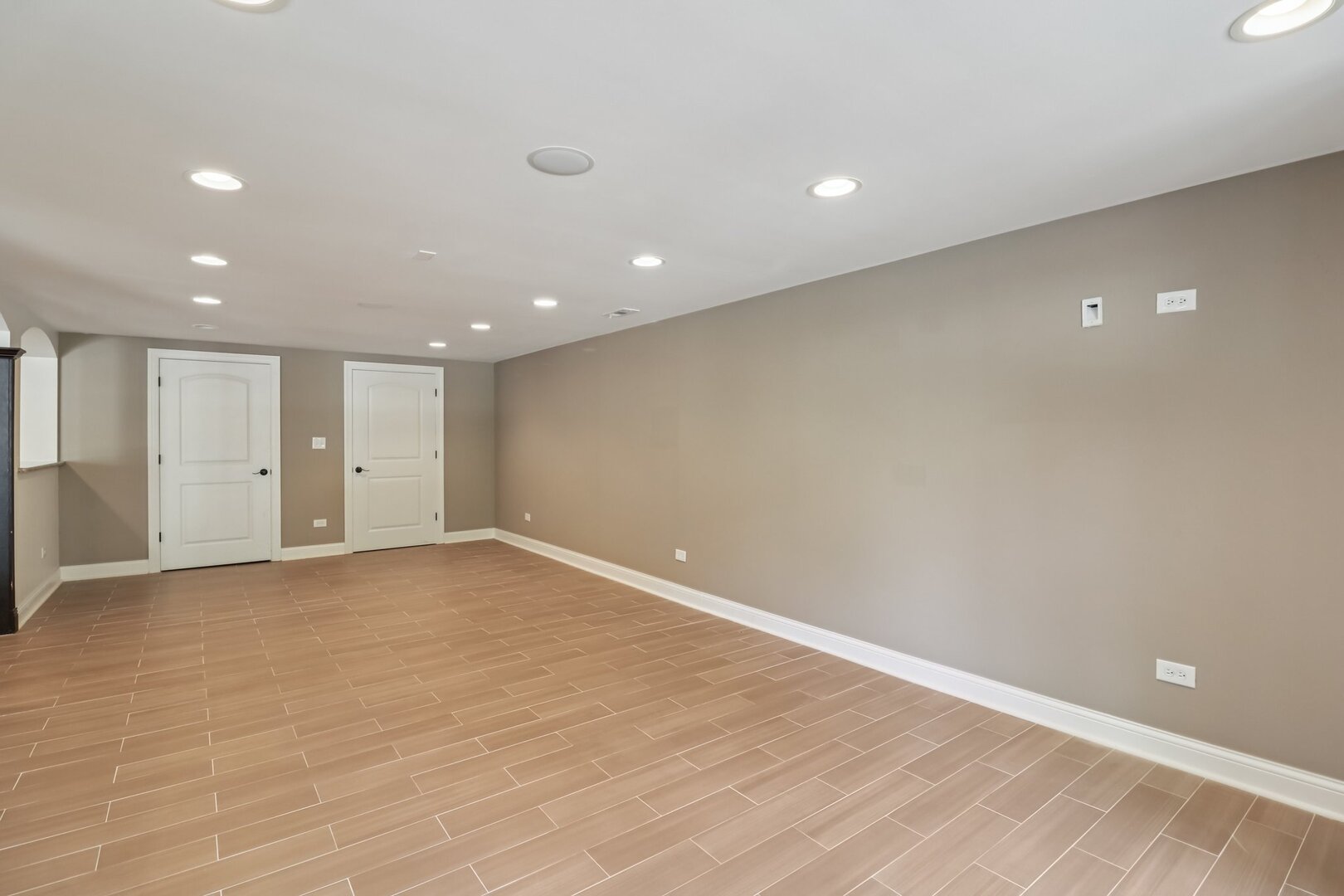 11942 S Oak Park Avenue, Palos Heights, IL 60463