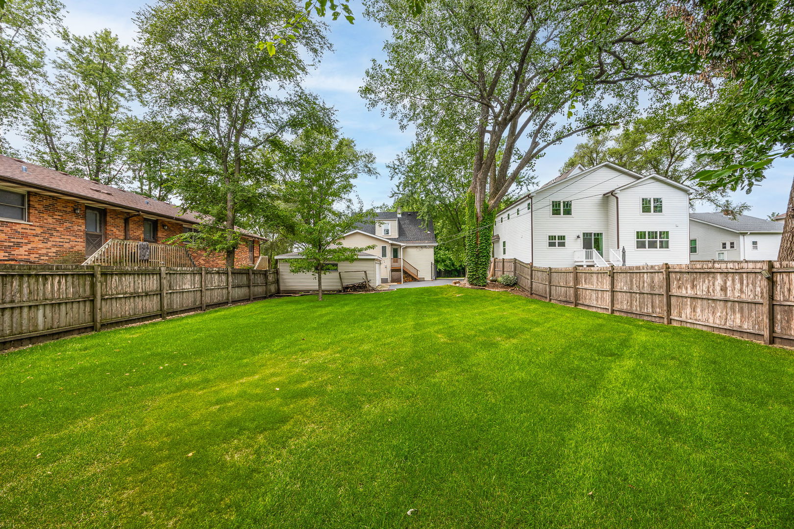 7 Cumnor Road, Westmont, IL 60559