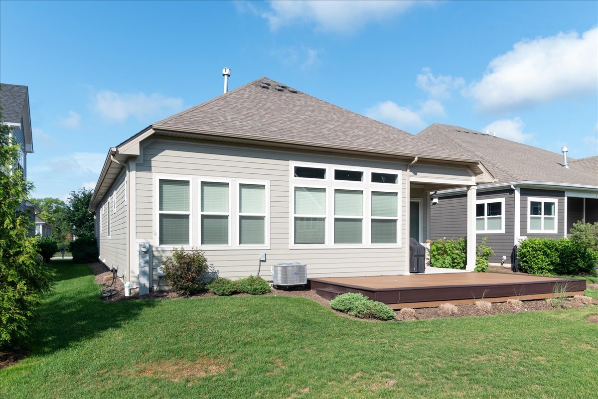 1091 Ironwood Court, Glenview, IL 60025