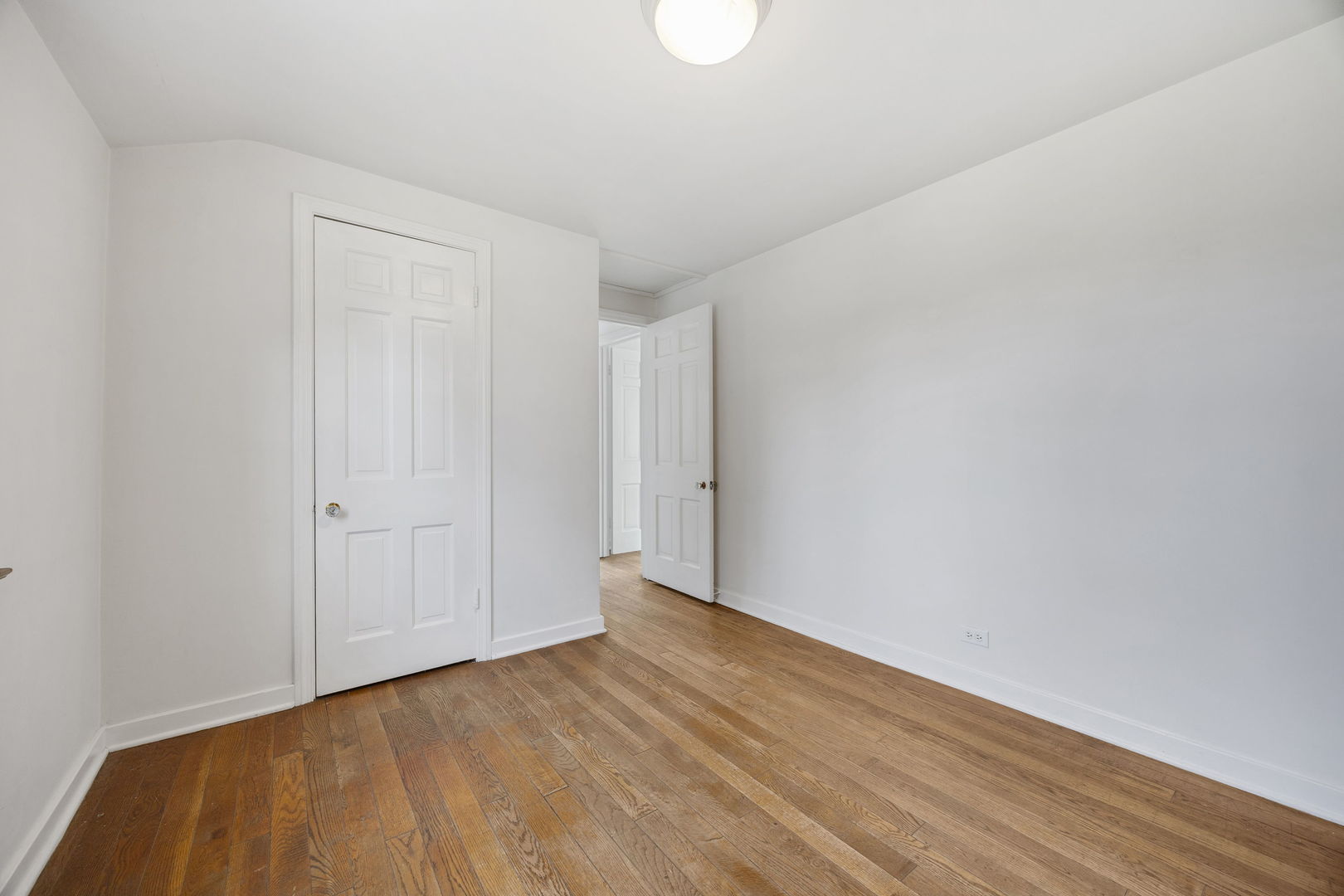 8136 W 26th Street, North Riverside, IL 60546