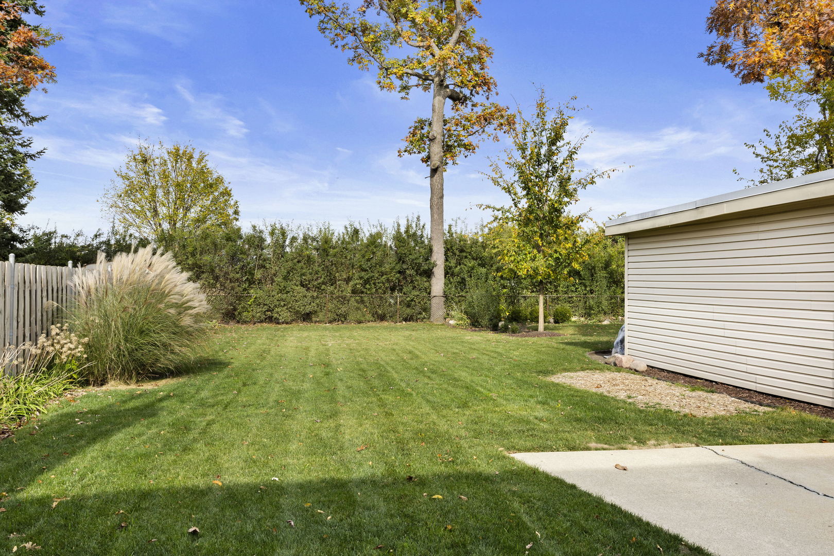 8136 W 26th Street, North Riverside, IL 60546