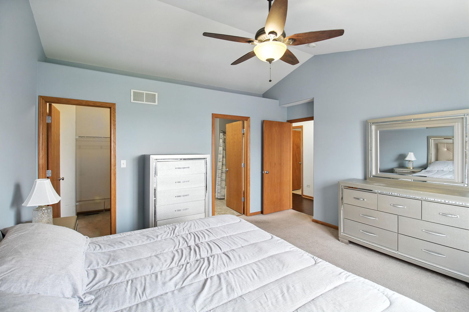 1935 Waters Edge Drive, Minooka, IL 60447