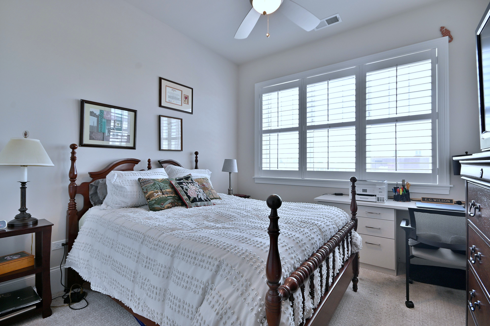 105 S Cottage Hill Avenue #303, Elmhurst, IL 60126