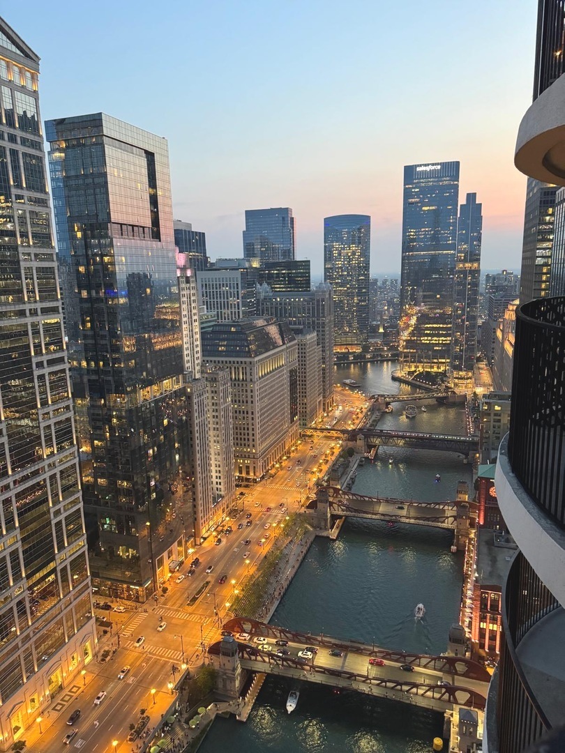 300 N State Street #5011, Chicago, IL 60654