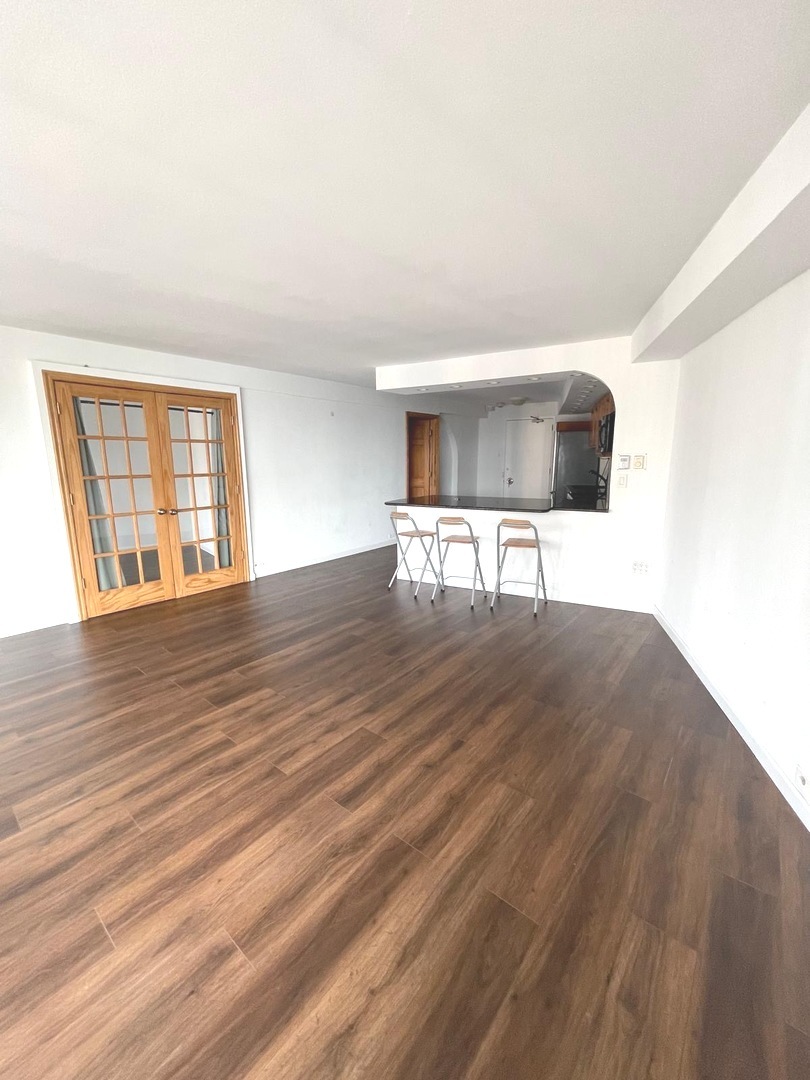300 N State Street #5011, Chicago, IL 60654