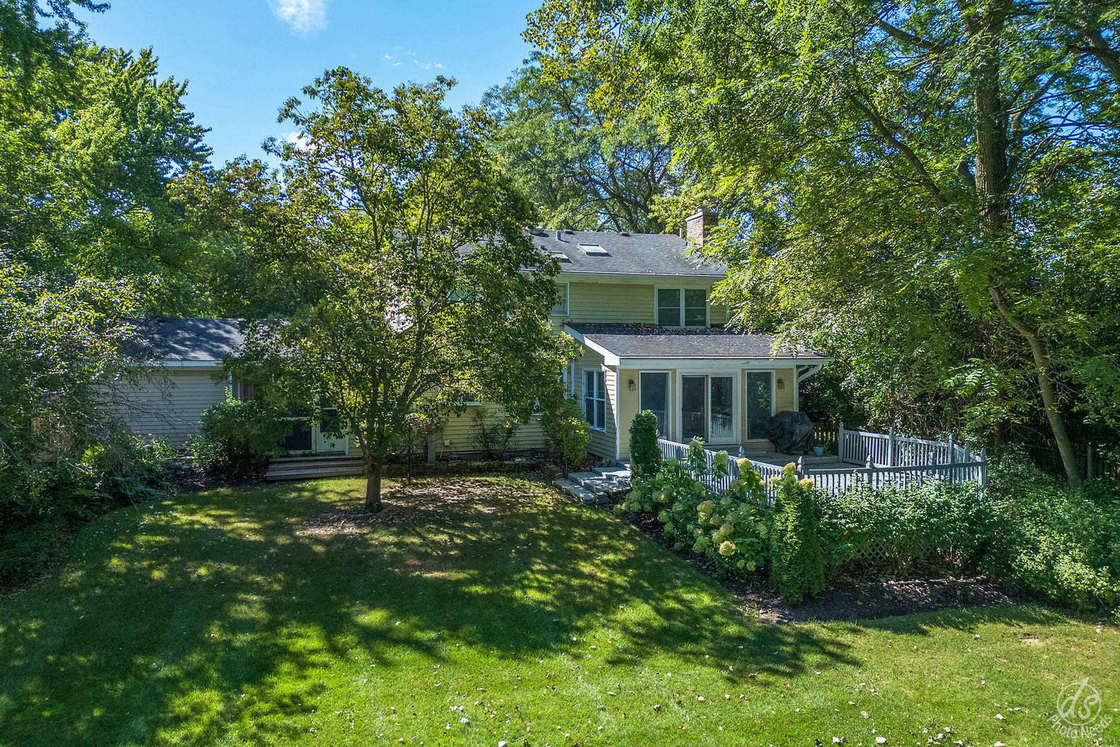 28426 W Lindbergh Drive, Barrington, IL 60010
