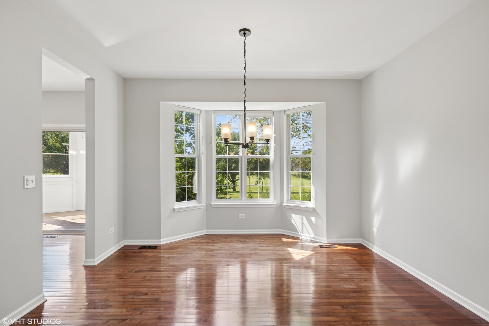 4747 W Pebble Beach Drive, Wadsworth, IL 60083