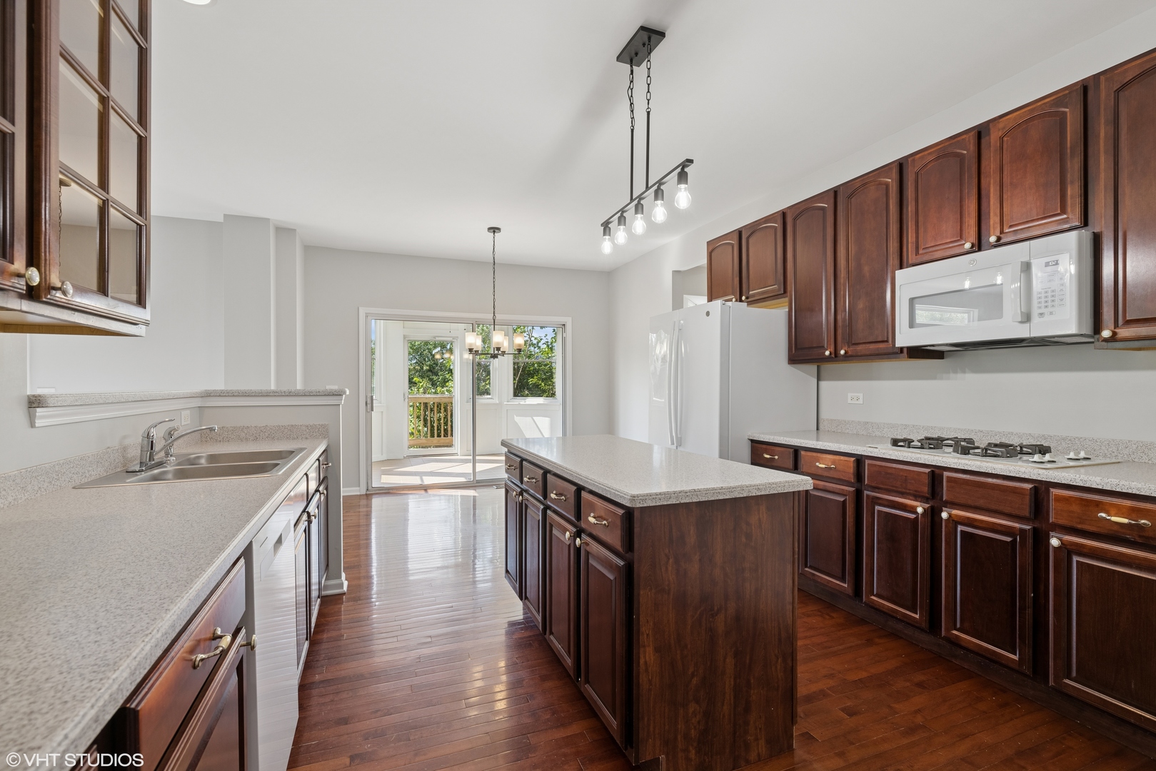 4747 W Pebble Beach Drive, Wadsworth, IL 60083