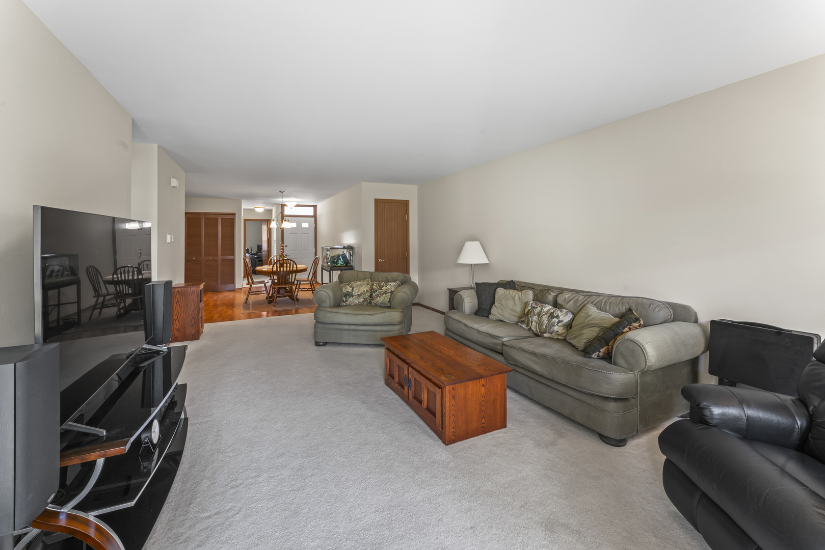 34 Coolidge Court #A, Streamwood, IL 60107