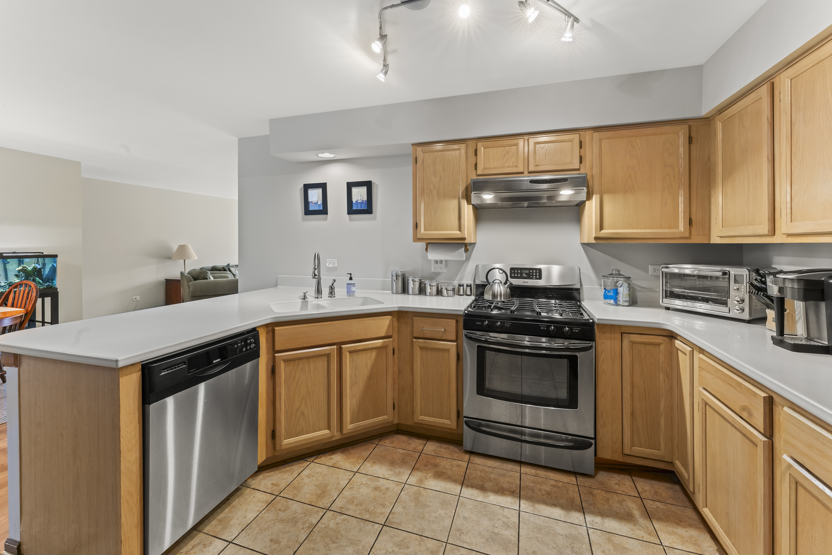 34 Coolidge Court #A, Streamwood, IL 60107