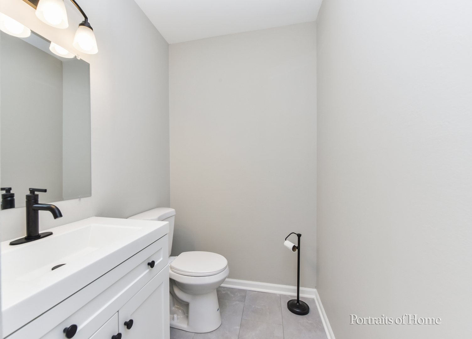 57 white oak Circle, St. Charles, IL 60174