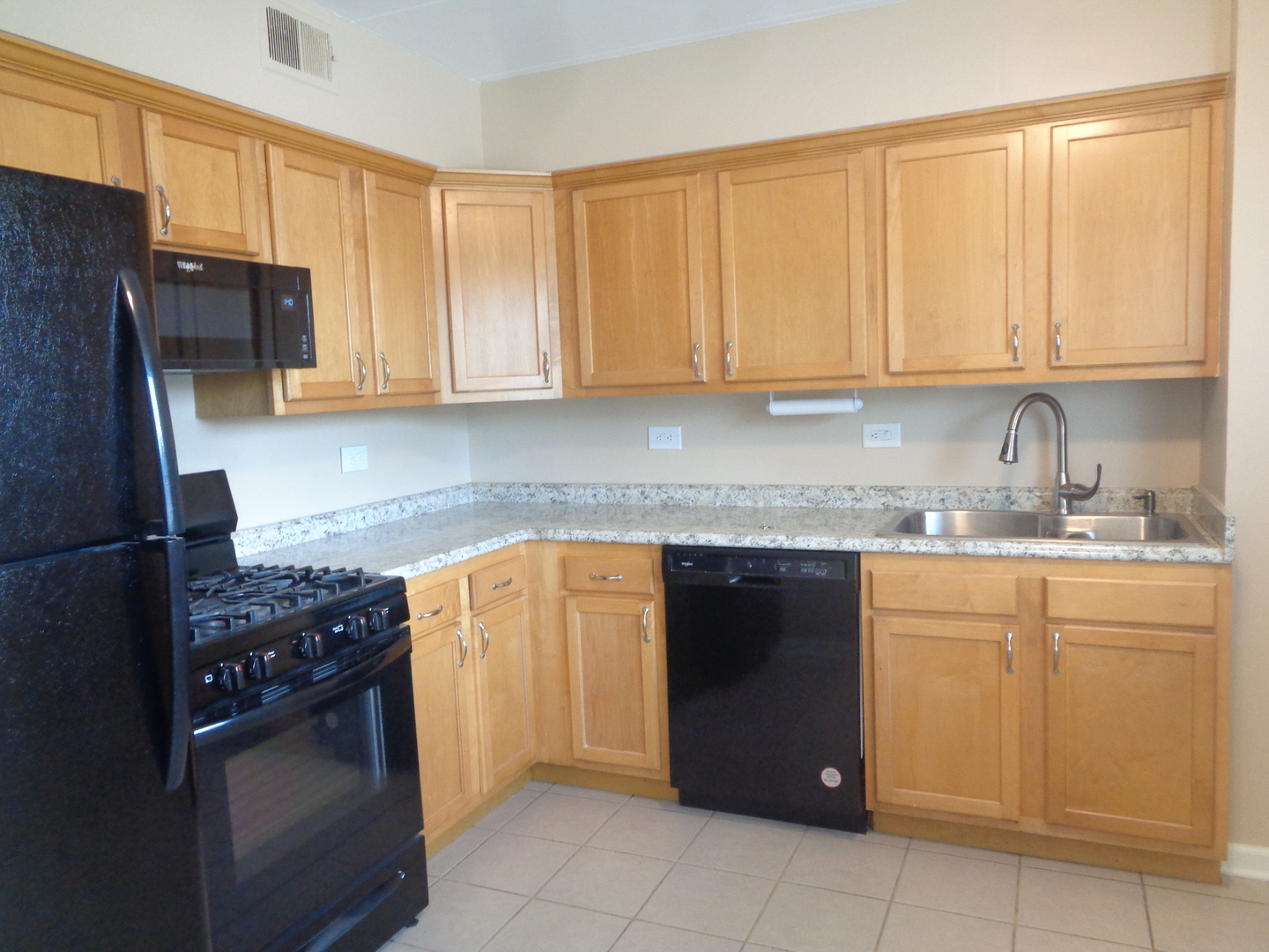 10221 CENTRAL Avenue #2A, Oak Lawn, IL 60453
