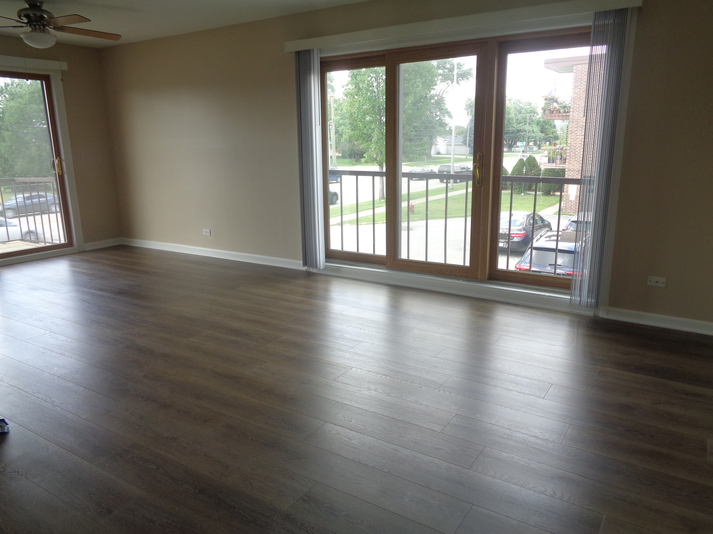 10221 CENTRAL Avenue #2A, Oak Lawn, IL 60453