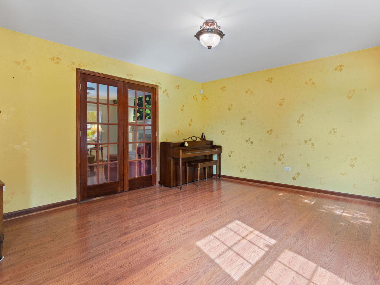 377 Blackfoot Drive, Bolingbrook, IL 60490