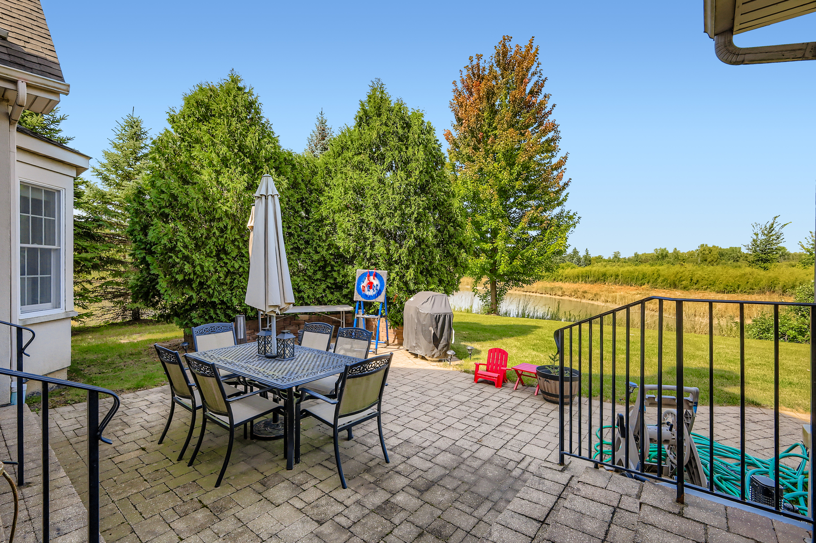2 Wood Oaks Drive, South Barrington, IL 60010