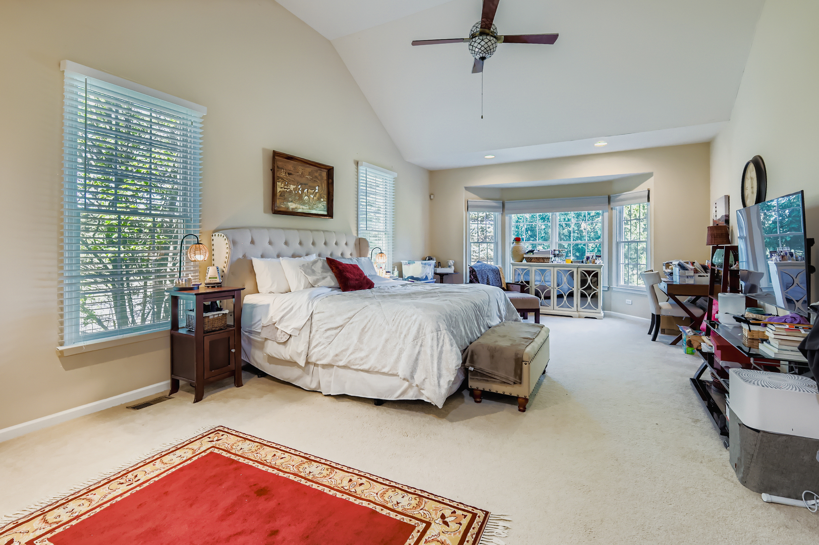 2 Wood Oaks Drive, South Barrington, IL 60010