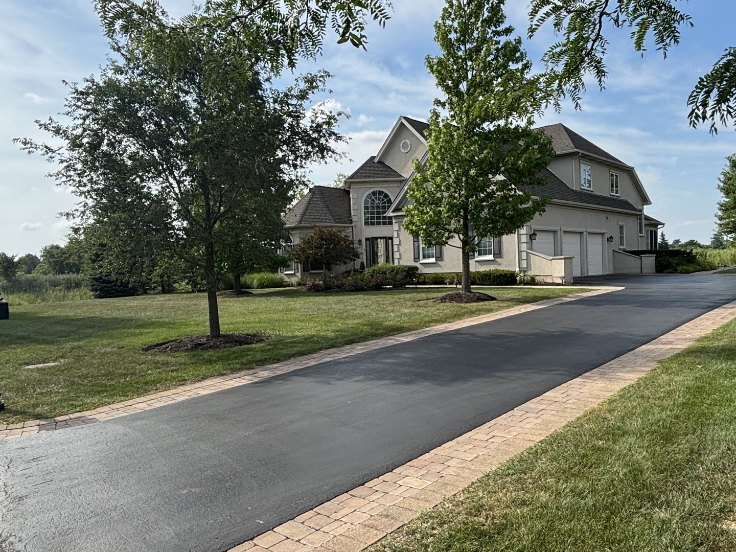 2 Wood Oaks Drive, South Barrington, IL 60010