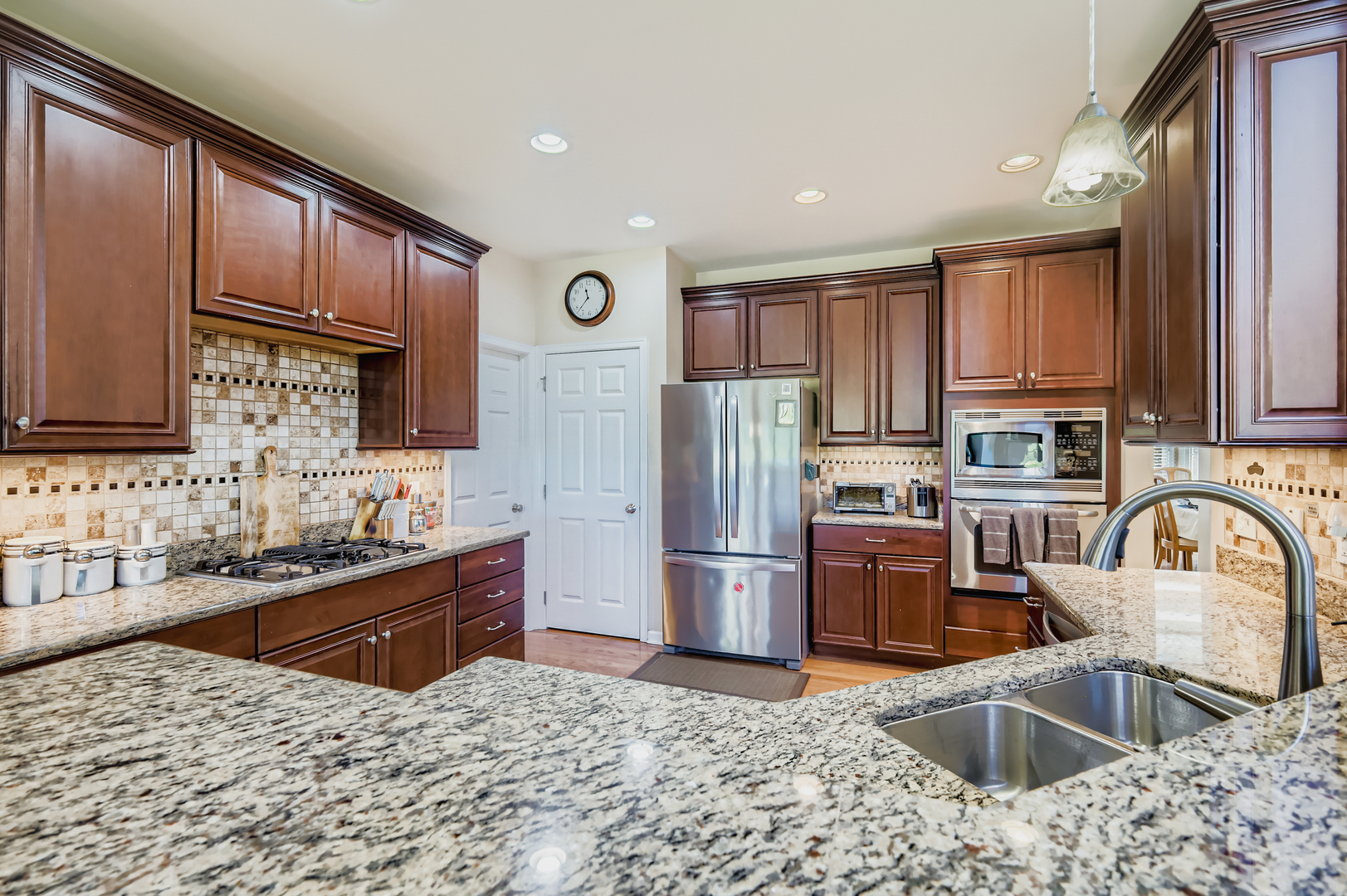 2 Wood Oaks Drive, South Barrington, IL 60010