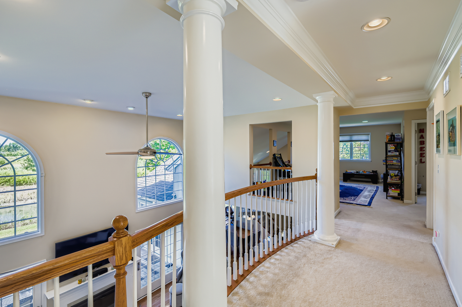 2 Wood Oaks Drive, South Barrington, IL 60010